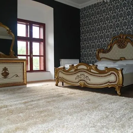 Korona Szallo Bed & Breakfast