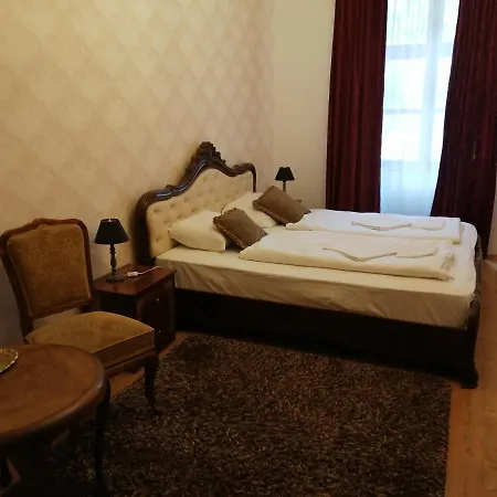 Korona Szallo Bed & Breakfast Sarvar